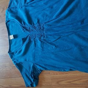 Woman's  blouse